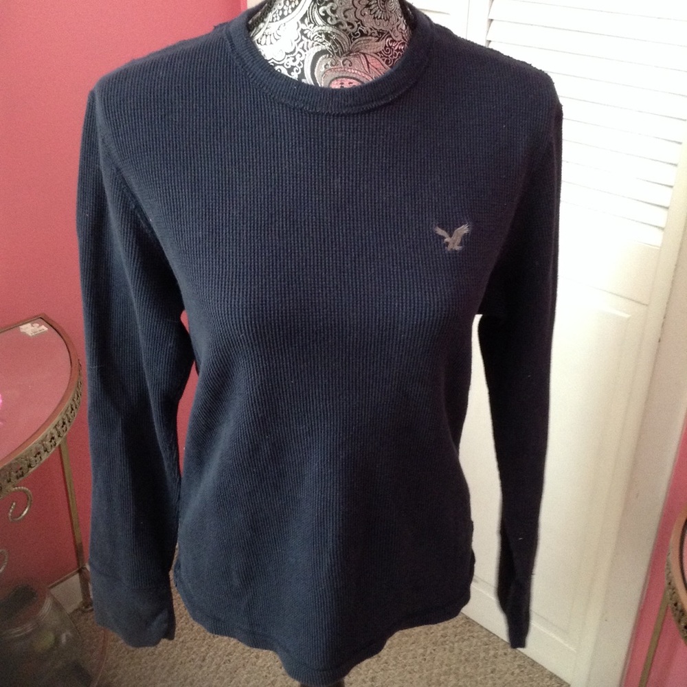 AMERICAN EAGLE  THERMAL NAVY TOP M